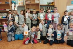 „CZYTAM Z KLASĄ lekturki spod chmurki”