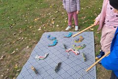 Dzieci-z-zeroweczki-na-wycieczce-w-wiosce-indianskiej-1