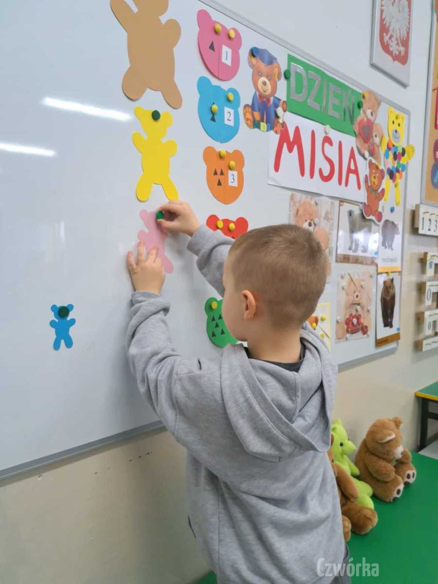 DZIEN-PLUSZOWEGO-MISIA-5