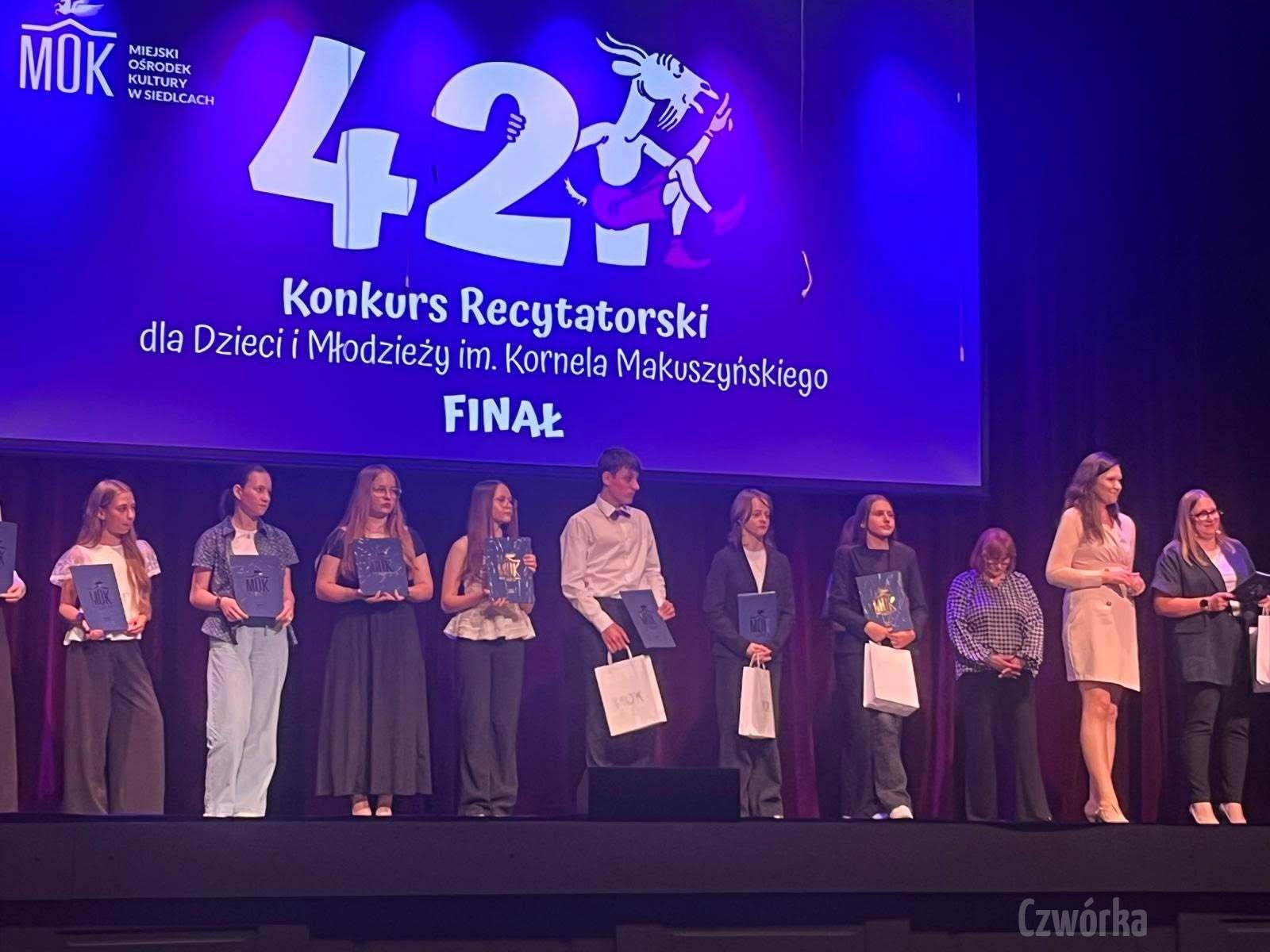 Final-42.-Konkursu-Recytatorskiego-dla-Dzieci-i-Mlodziezy-im.-Kornela-Makuszynskiego-1