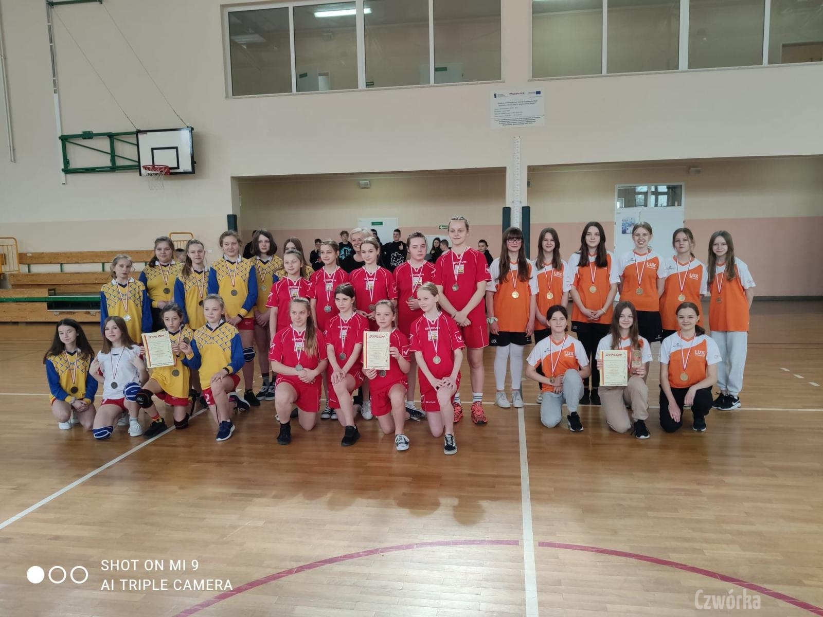 final-mini-siatkowki-dziewczat-dla-klas-V-VI-2