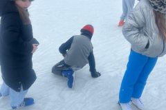 Klasa-4b-na-lyzwach-12