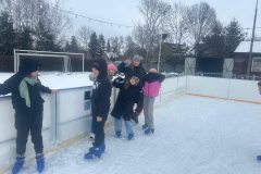 Klasa-4b-na-lyzwach-9