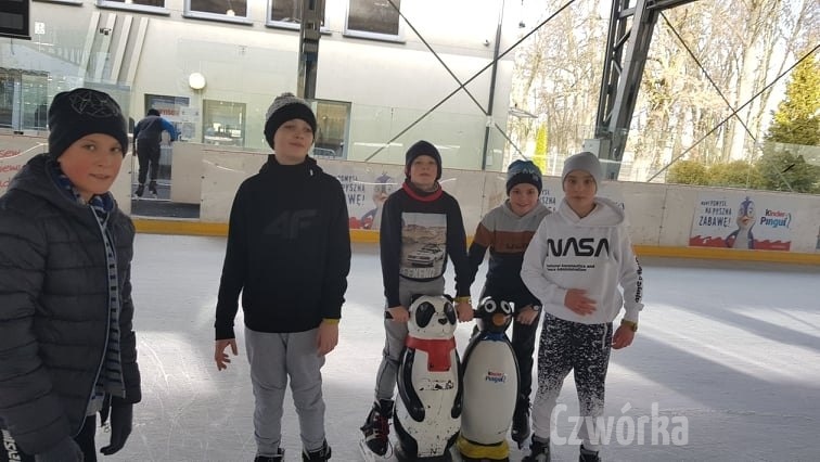 Klasy-7c-i-5a-na-wycieczce-Siedlce-22-luty-2022r.-9