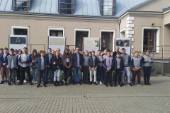 Klasy-7d-i-8a-w-Bibliotece-Miejskiej-3