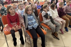 Klasy-pierwsze-w-Bibliotece-Miejskiej-1