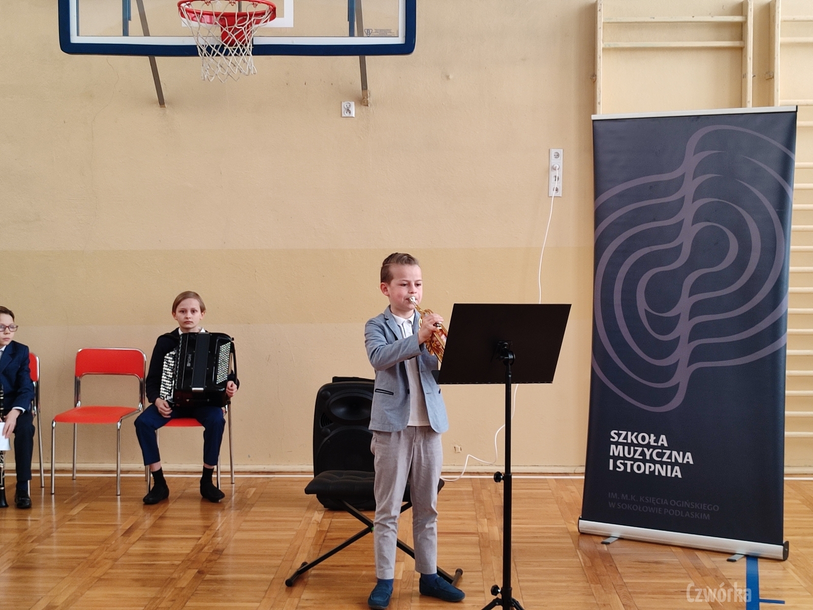 Lekcja-muzyczna-w-wykonaniu-uczniow-Szkoly-Muzycznej-12