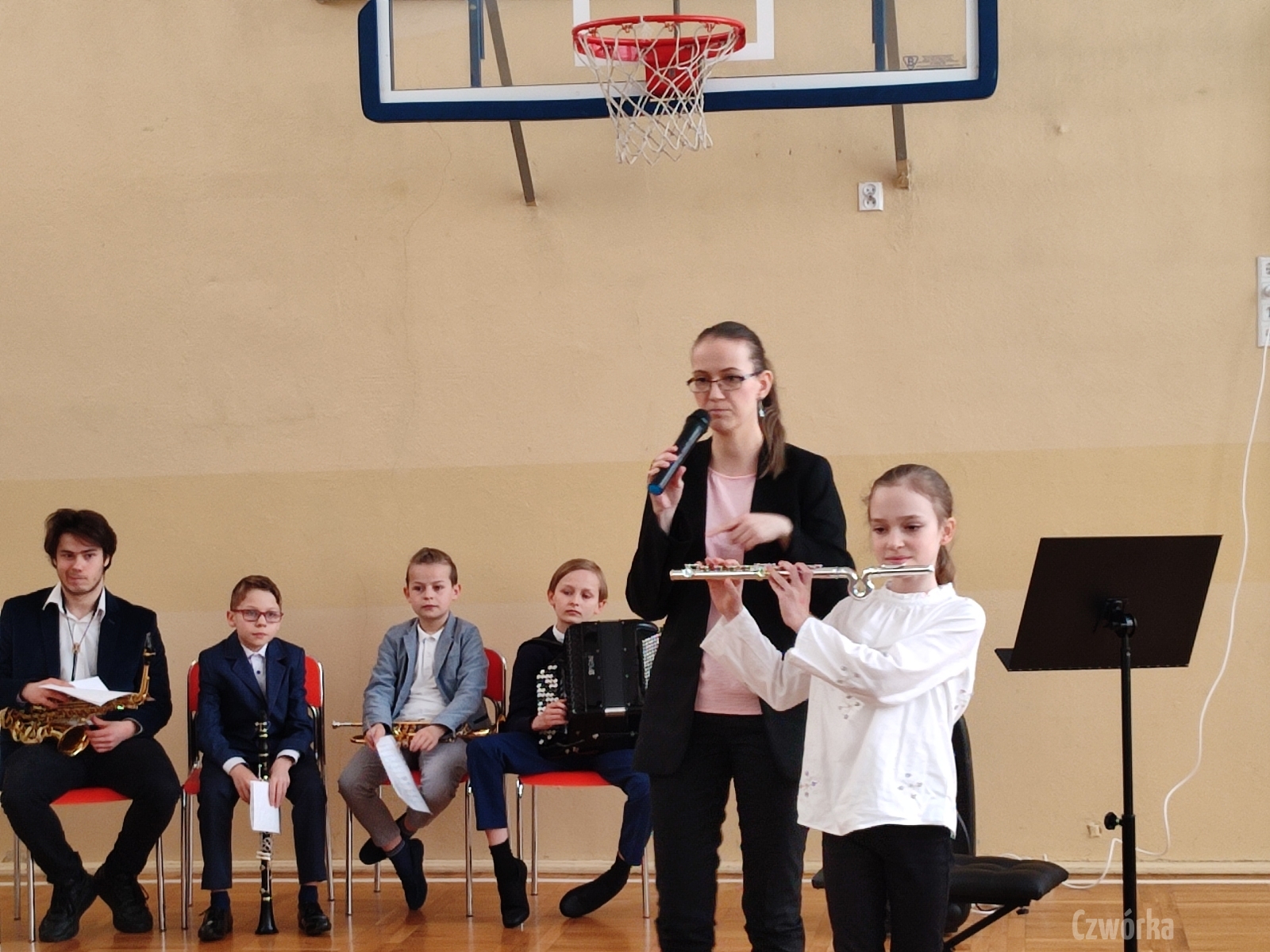 Lekcja-muzyczna-w-wykonaniu-uczniow-Szkoly-Muzycznej-4