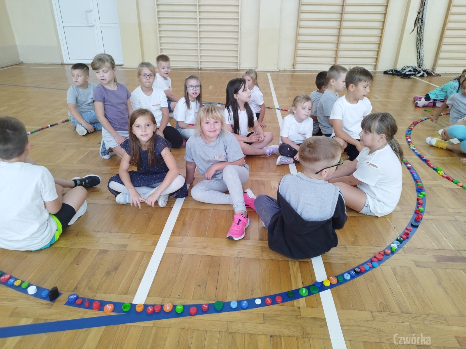Miedzynarodowy-Dzien-Kropki-w-swietlicy-szkolnej14