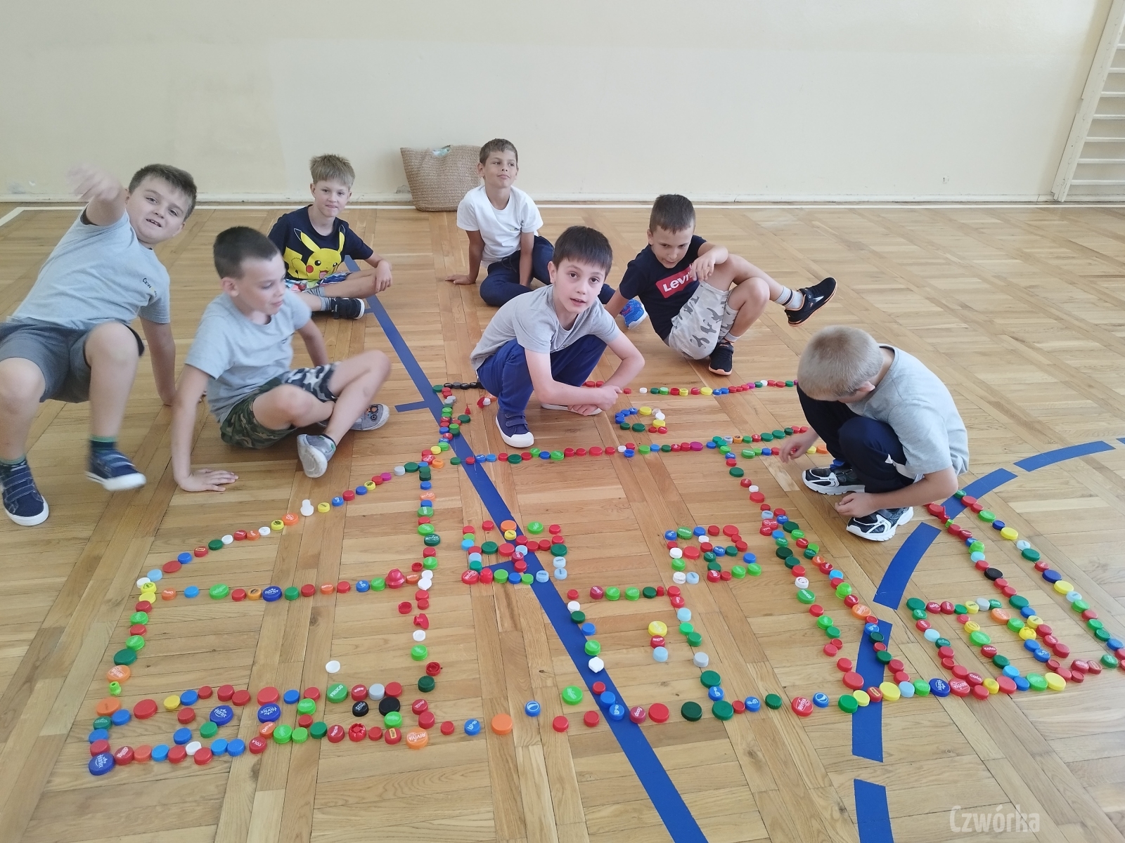 Miedzynarodowy-Dzien-Kropki-w-swietlicy-szkolnej8