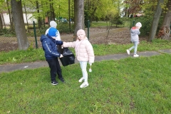 Miedzynarodowy-Dzien-Ziemi-w-swietlicy-szkolnej-9