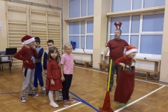 Mikolajki-na-sportowo-w-swietlicy-szkolnej-10