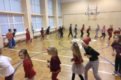 Mikolajki-na-sportowo-w-swietlicy-szkolnej-19