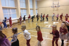 Mikolajki-na-sportowo-w-swietlicy-szkolnej-22