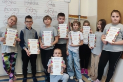 Piramida-czytelnicza-w-klasie-II-b-1