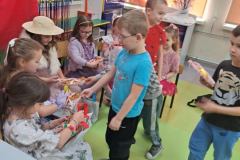 Pokaz-mody-w-wykonaniu-MALYCH-KOBIETEK-z-zeroweczki-2