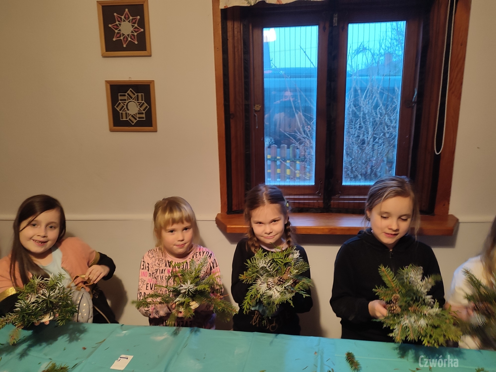 Uczniowie-klasy-I-a-w-Mitowskiej-Zagrodzie.-4