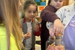 Walentynki-w-klasie-1a-i-1b-1