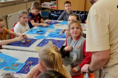 Warsztaty-tworzenia-swiec-sojowych-w-swietlicy-szkolnej-21