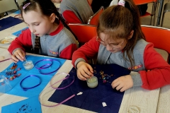 Warsztaty-tworzenia-swiec-sojowych-w-swietlicy-szkolnej-22