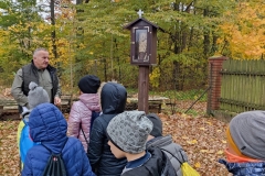 Wycieczka-do-jesiennego-lasu-klasy-3-b-4