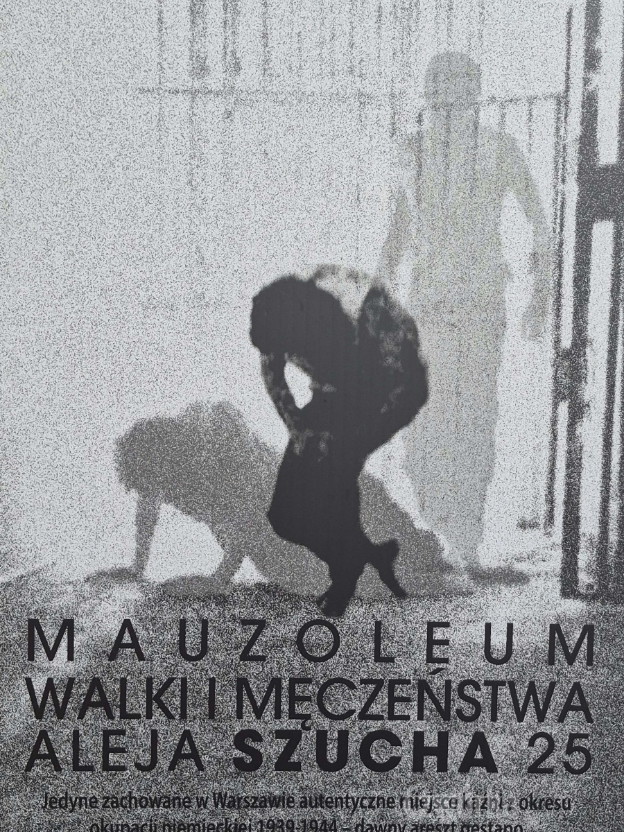 Wycieczka-klas-osmych-do-Warszawy-–-sladami-historii-11