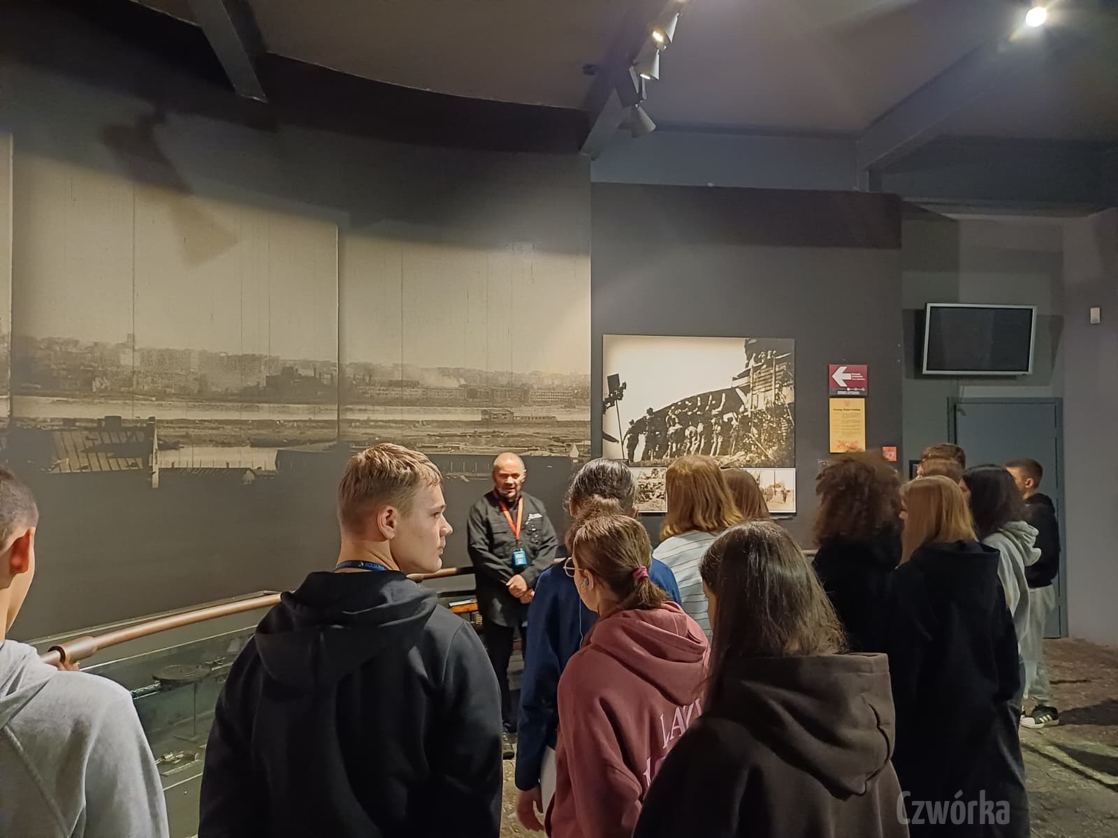 Wycieczka-klas-osmych-do-Warszawy-–-sladami-historii-7