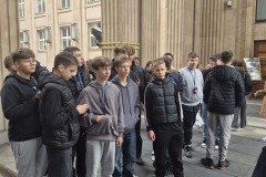 Wycieczka-klas-osmych-do-Warszawy-–-sladami-historii-10