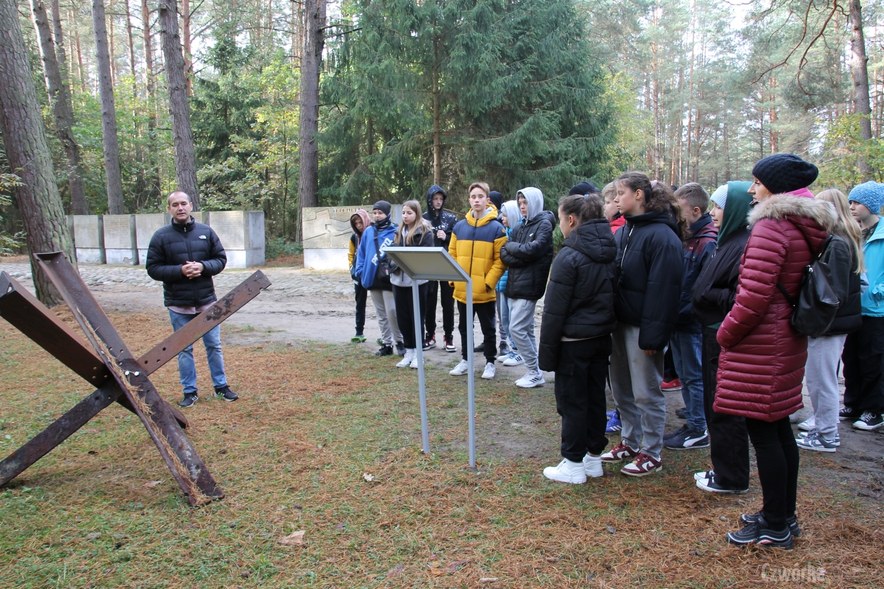 Wycieczka-klas-siodmych-do-Treblinki-20