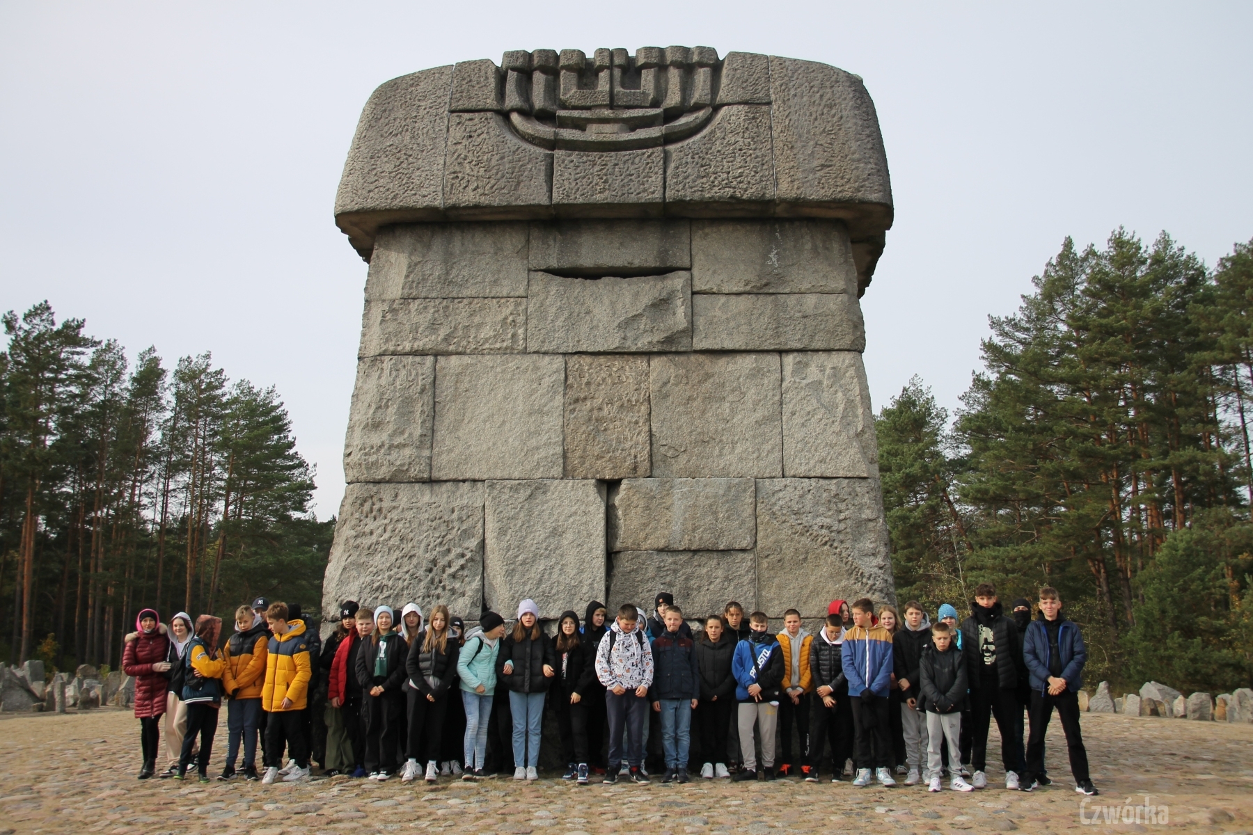 Wycieczka-klas-siodmych-do-Treblinki-47