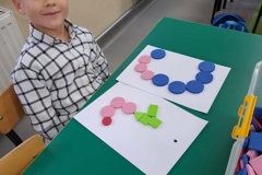 Zdobywamy-i-doskonalimy-nowe-wiadomosci-i-umiejetnosci-2