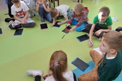 Zdobywamy-i-doskonalimy-nowe-wiadomosci-i-umiejetnosci-4