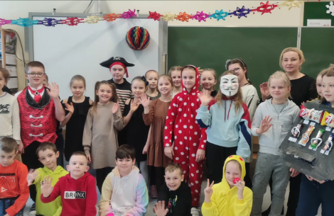 Zabawa karnawałowa w klasach 1-3